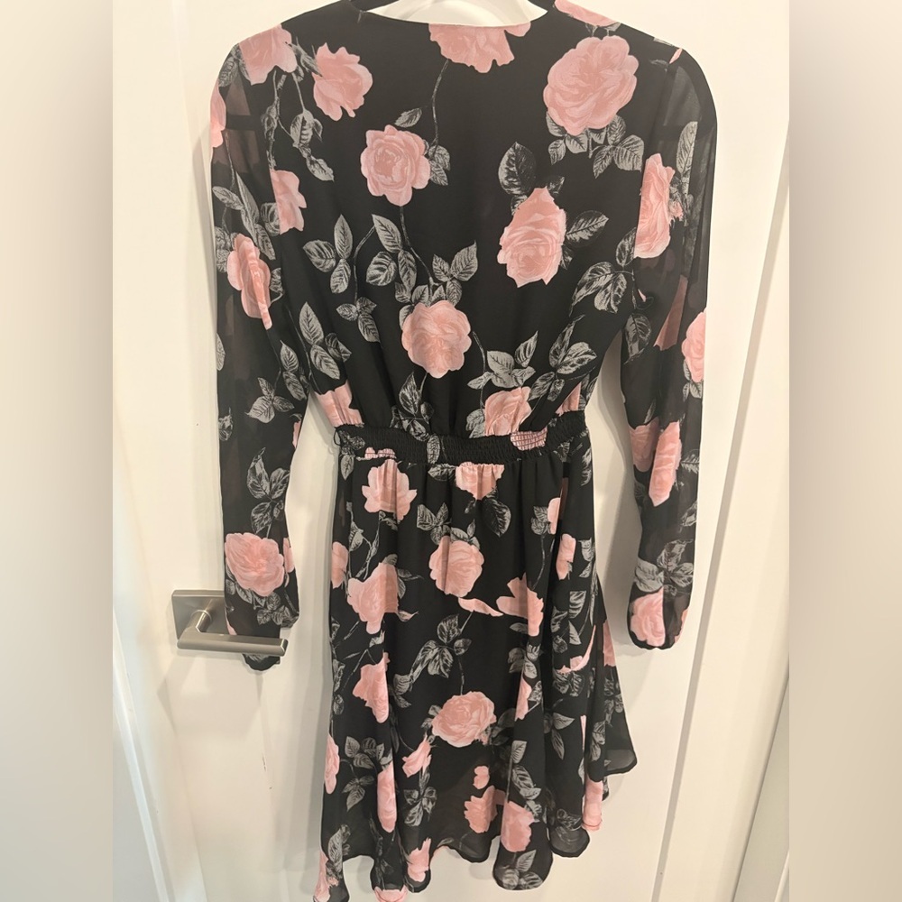 GUESS FLORAL PINK AND BLACK DRESS - Picture 7 of 7